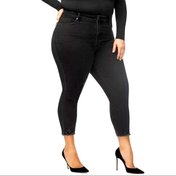 Good American Denim - NWT Good American Good Curve Crop Distressed Jeans